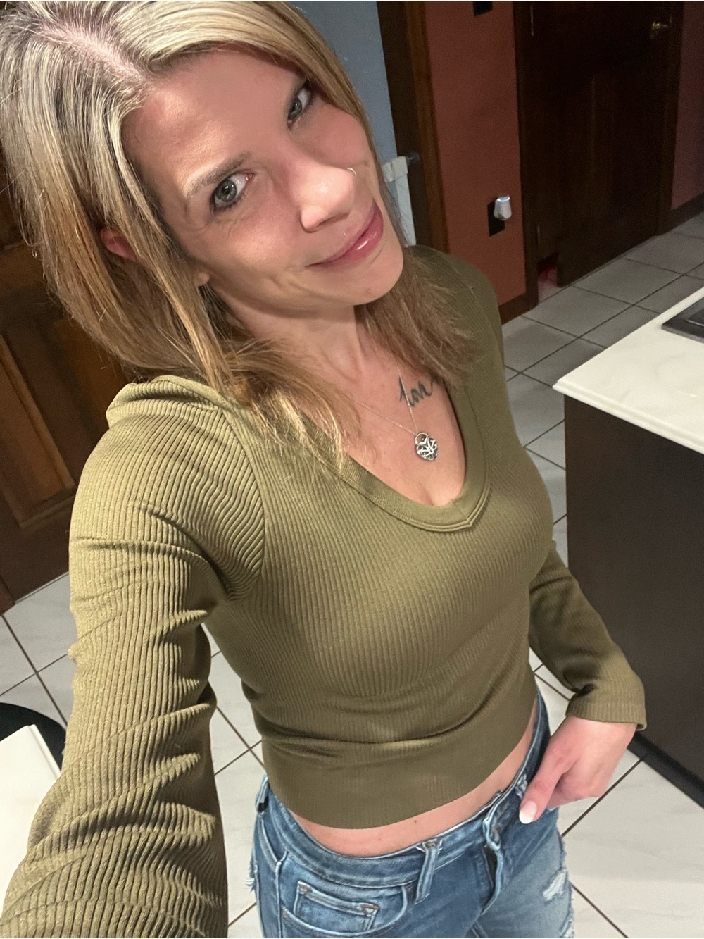 Meet your Posher, Melissa
